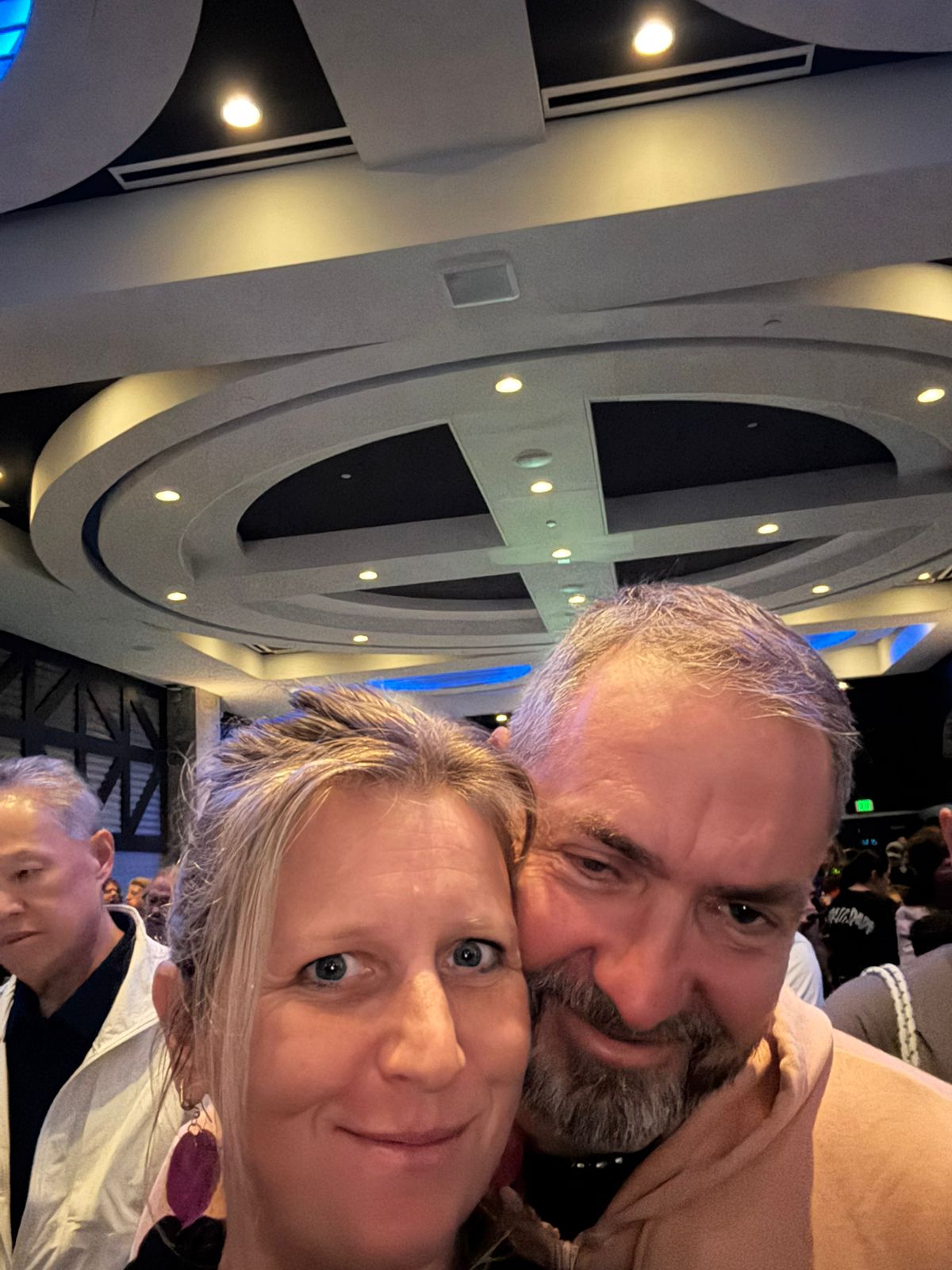 Orlando — un homme et une femme posent pour une photo