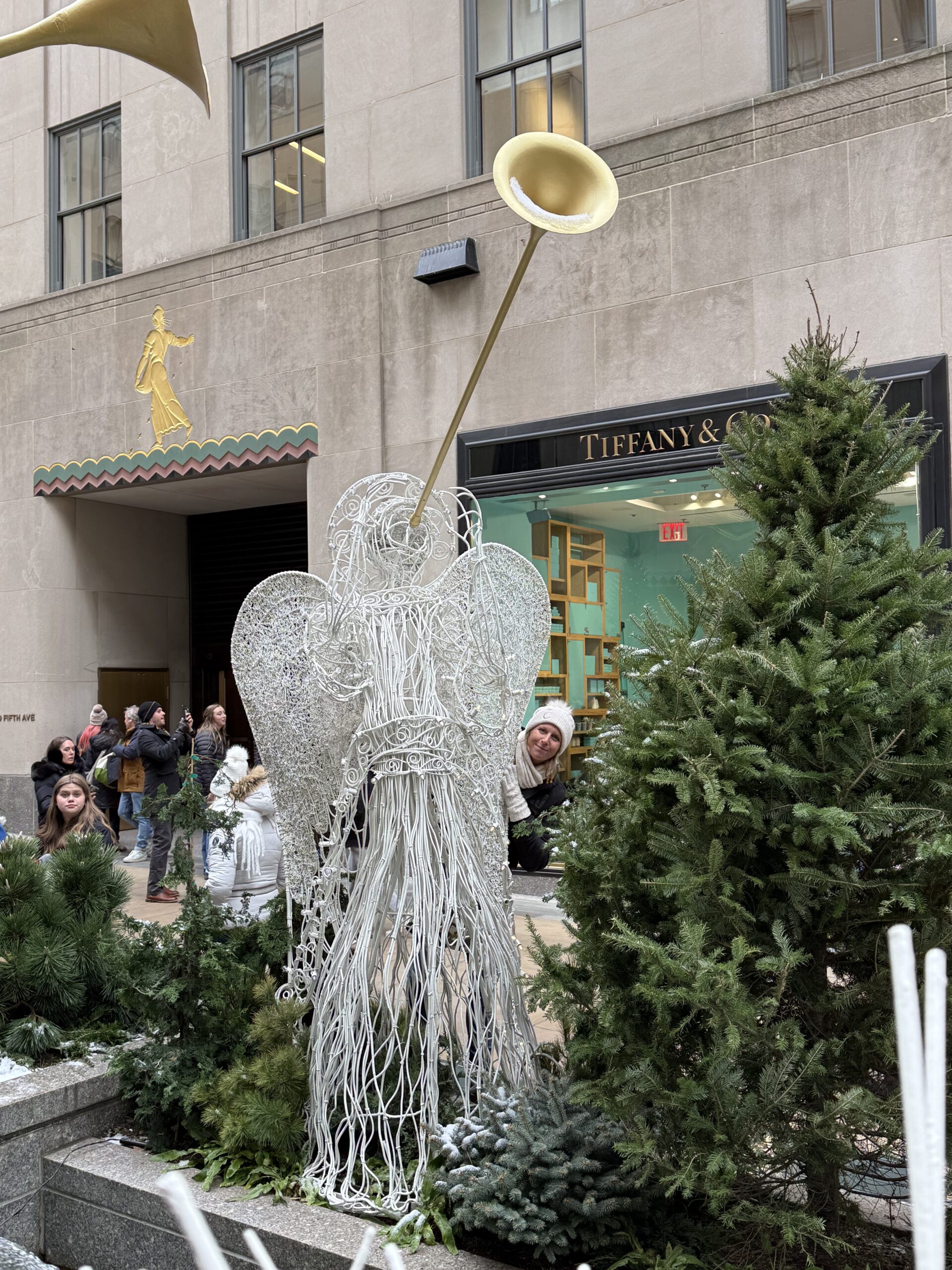 Manhattan, New York — une grande statue d'éléphant blanc