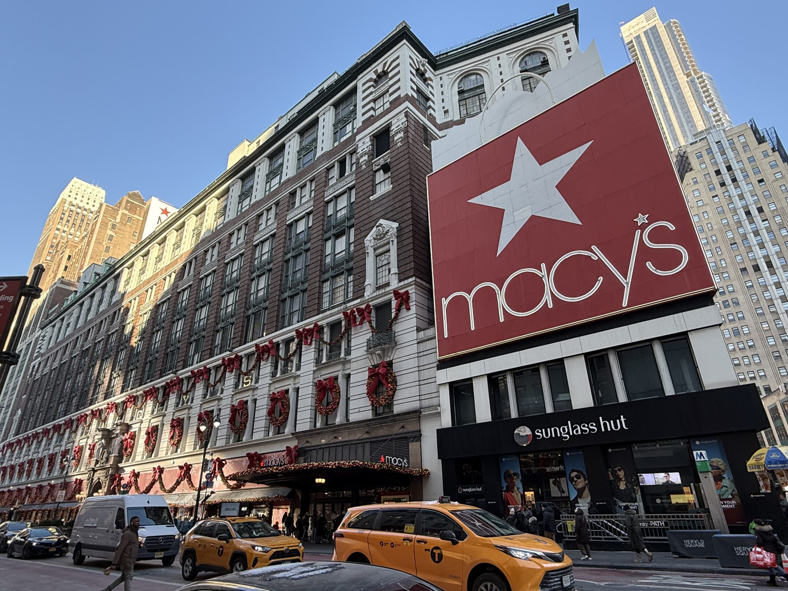 Brooklyn, New York — a large building with a star on it