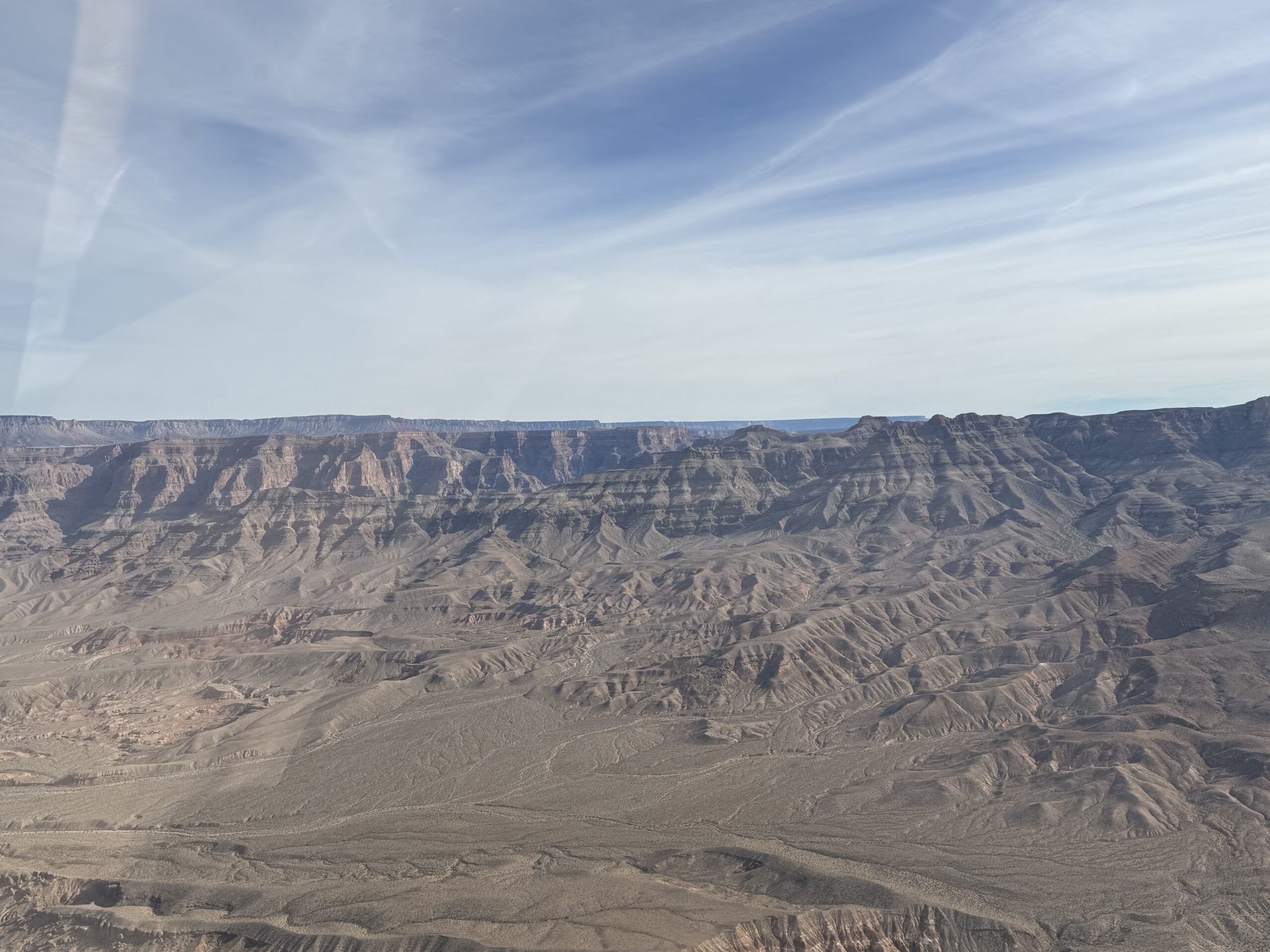 Arizona — une vue d'un canyon depuis un avion