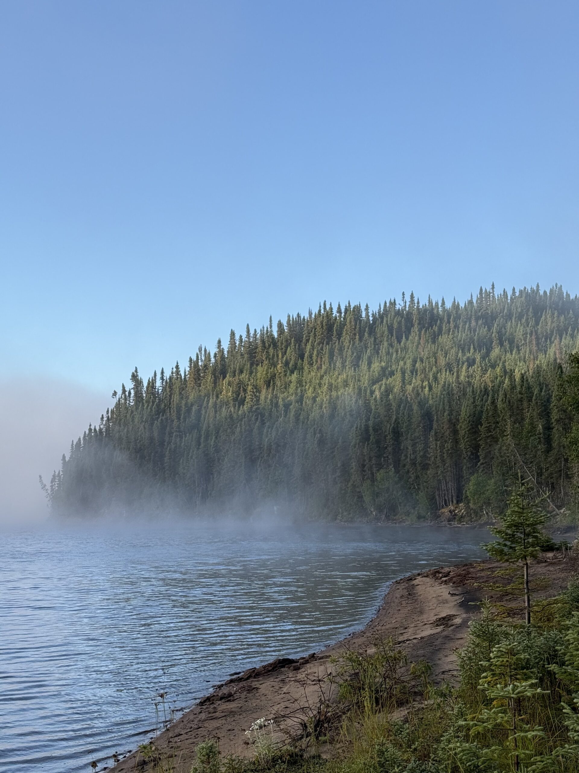 une étendue d'eau, Lac-Jacques-Cartier, Québec, Canada