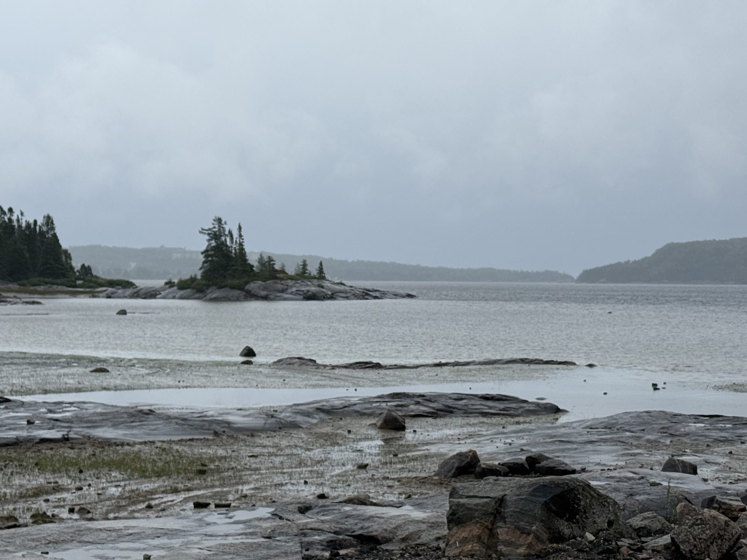 une étendue d'eau, Québec, Canada